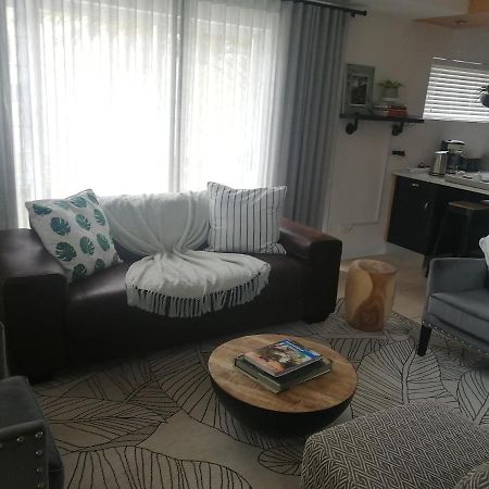 דירות סווקופמונד Waterfront Estate Self Catering F10 מראה חיצוני תמונה